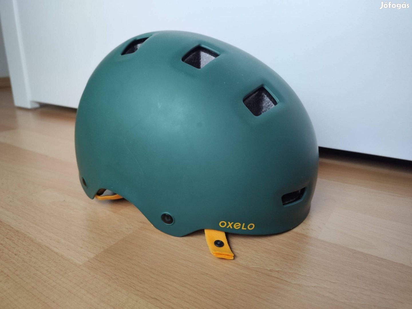Oxelo MF540 sisak gördeszkázáshoz, görkorcsolyázáshoz, rollerezéshez