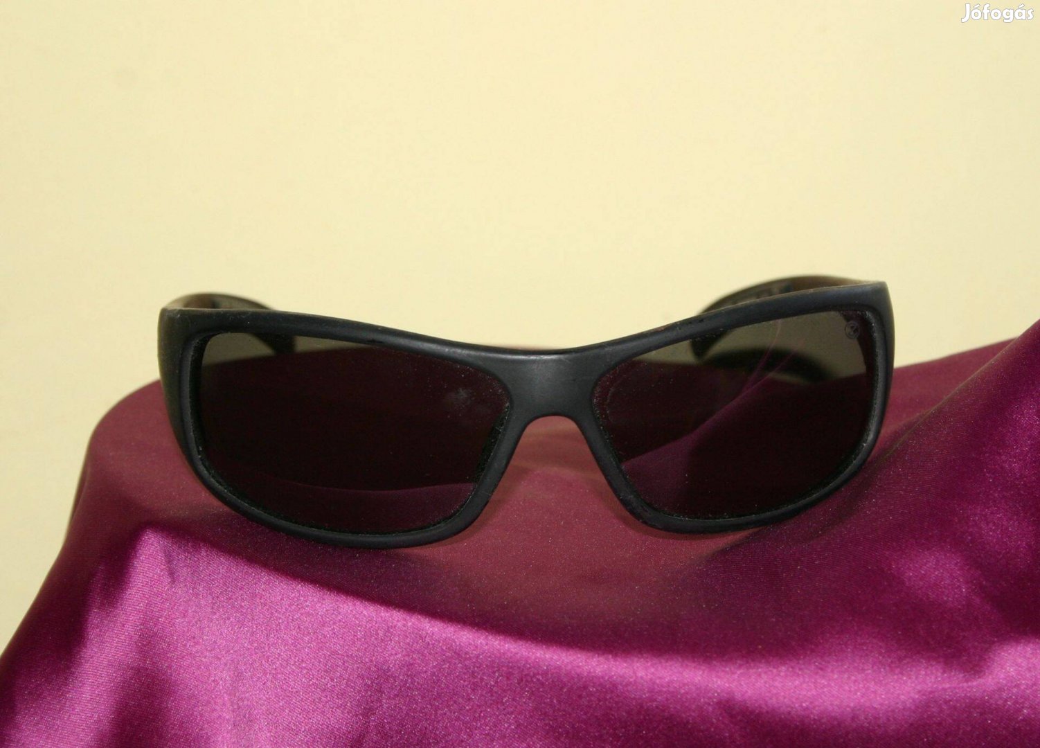 Ozzie férfi napszemüveg, kedvező áron, Pécsett