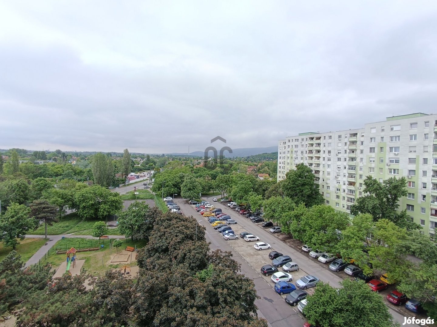 PANORÁMA KILÁTÁSSAL A BUDAI HEGYEKRE!!!