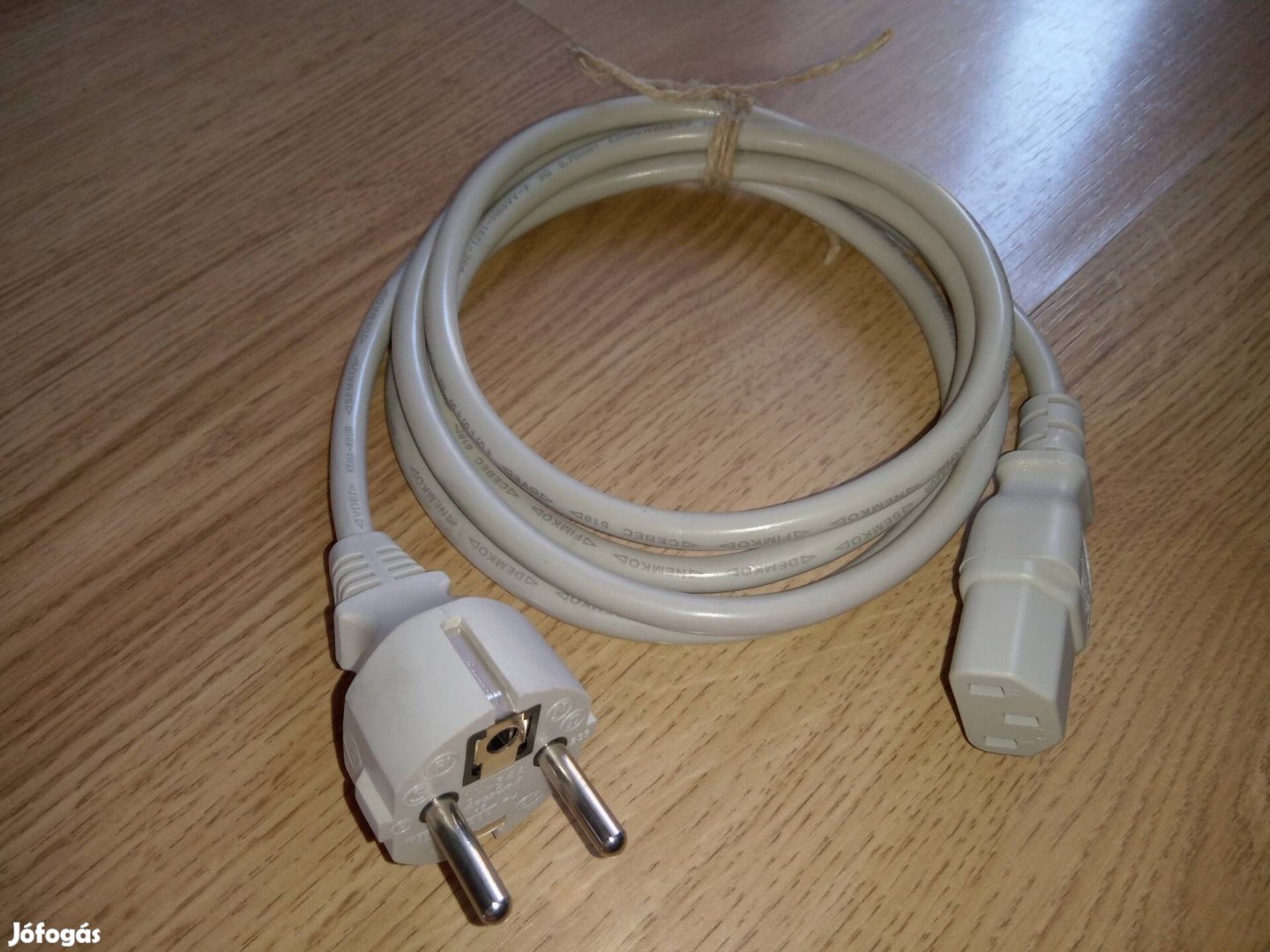 PC Hálózati tápkábel 220V /1.8m