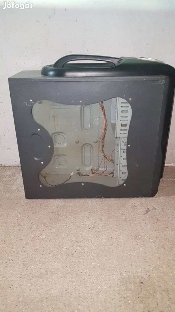 PC számítógép ház tetején fogóval - ATX számító gép ház