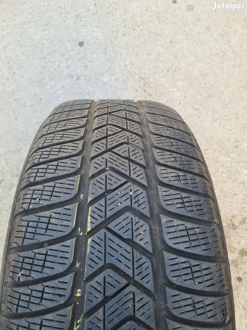 PIRELLI SCORPION WINTER 255/50R19 107V 4MM (HASZNÁLT) V  107  |