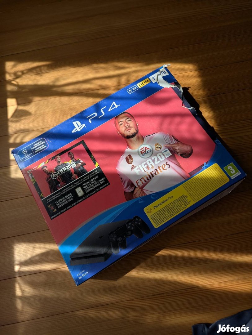 PS4 1TB eladó + FC24 játék + kábelek - Kontroller nélkül