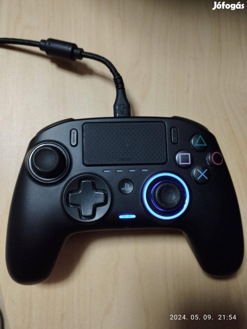 PS4 Kontroller Vezetékes használt eladó
