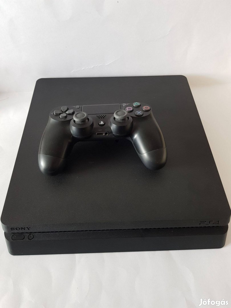 PS4 Playstation Slim 500GB Fekete,jó állapotú játékkonzol,gyári joy-a