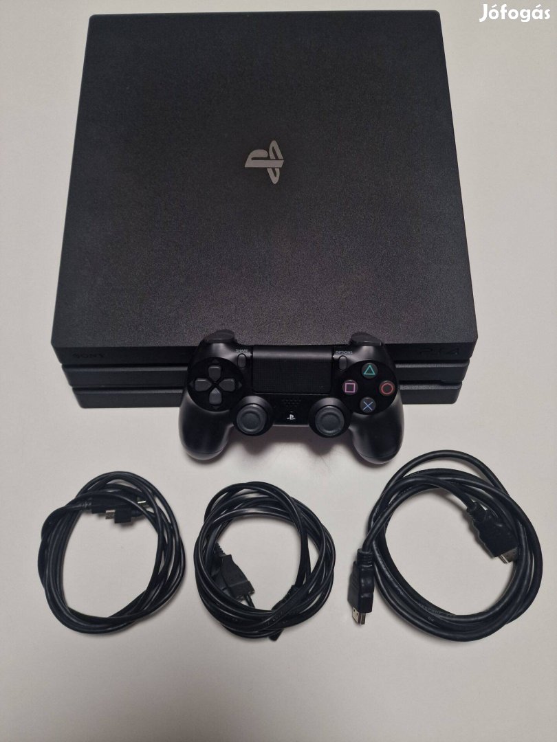 PS4 Pro 1TB +joystick