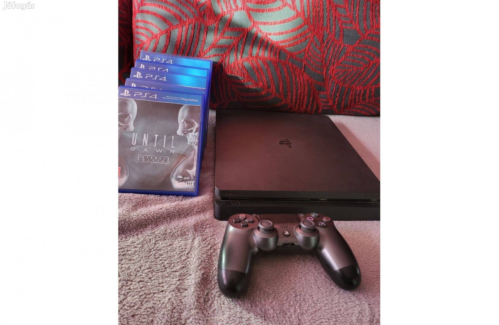 PS4 Slim 500GB (1 Joy - 5db játék)