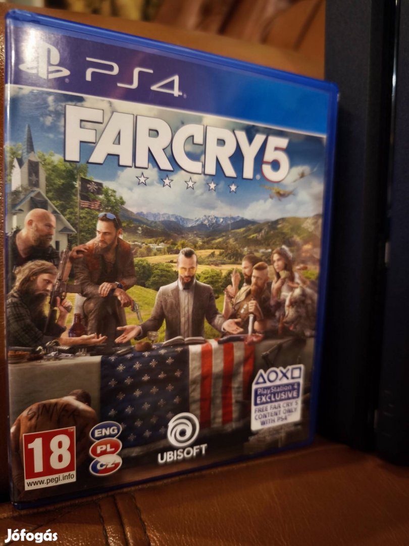 PS4 Slim. Szép tökéletes hibátlan állapotban 