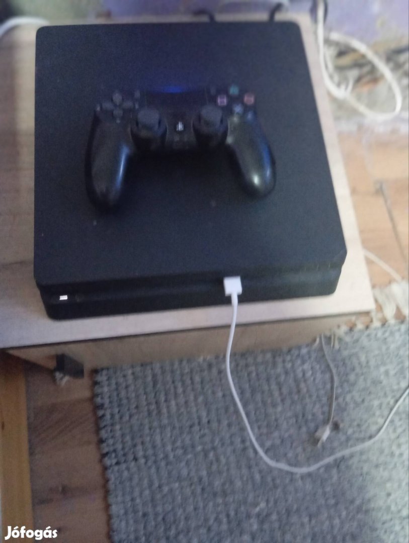 PS4 Slim kihasználatlanság miatt eladó 