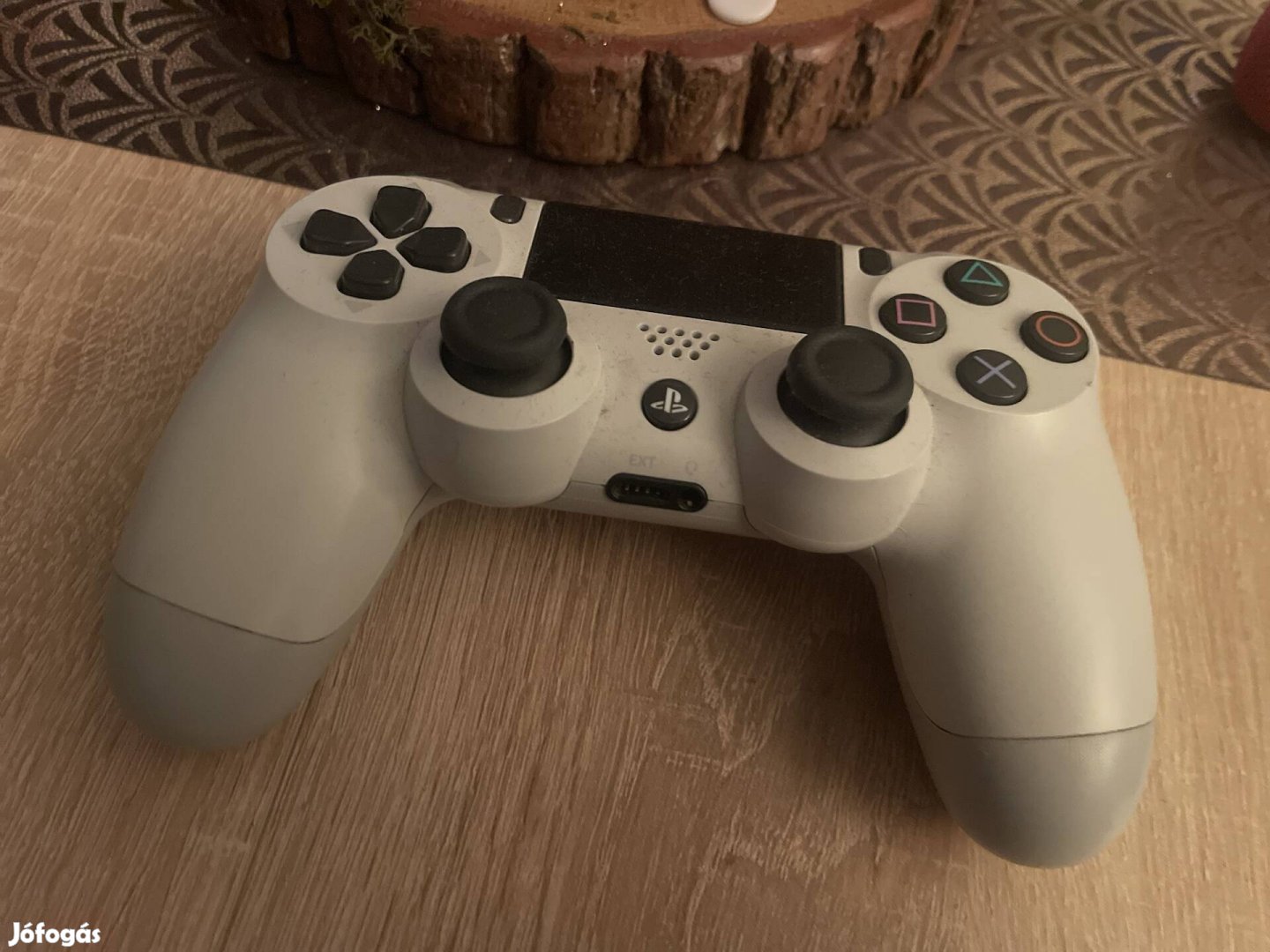 PS4 kontroller