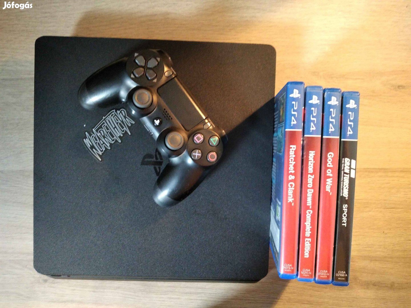 PS4 slim 500gb 4 játékal