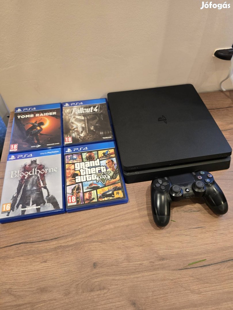 PS4 slim 500gb 4db játékkal