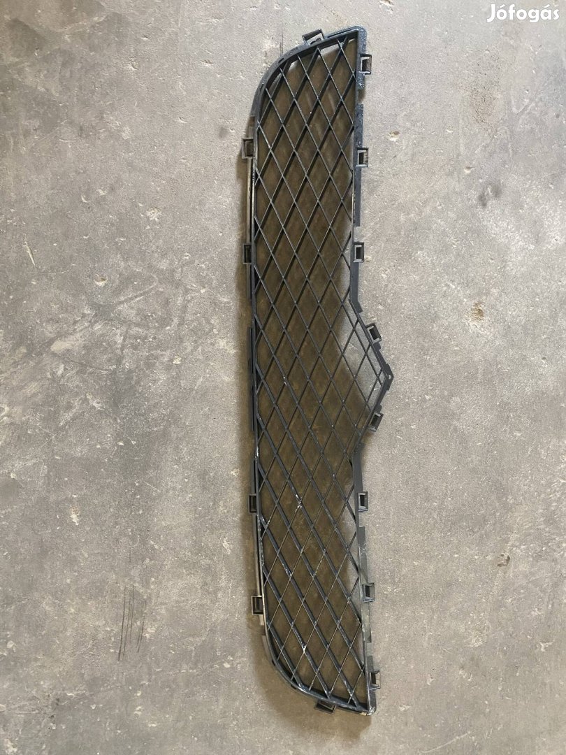 PSA (Peugeot-Citroën) alsó lökhárítórács betét. 1306600070