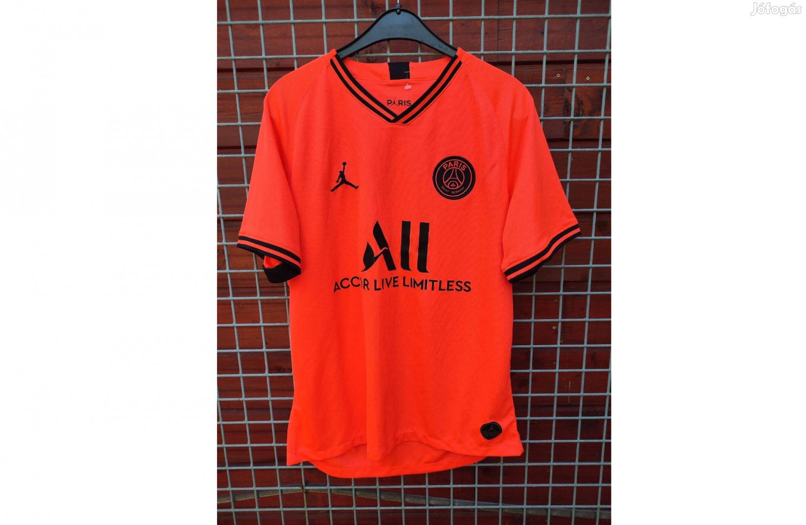 PSG eredeti Nike Jordan korall mez (L)
