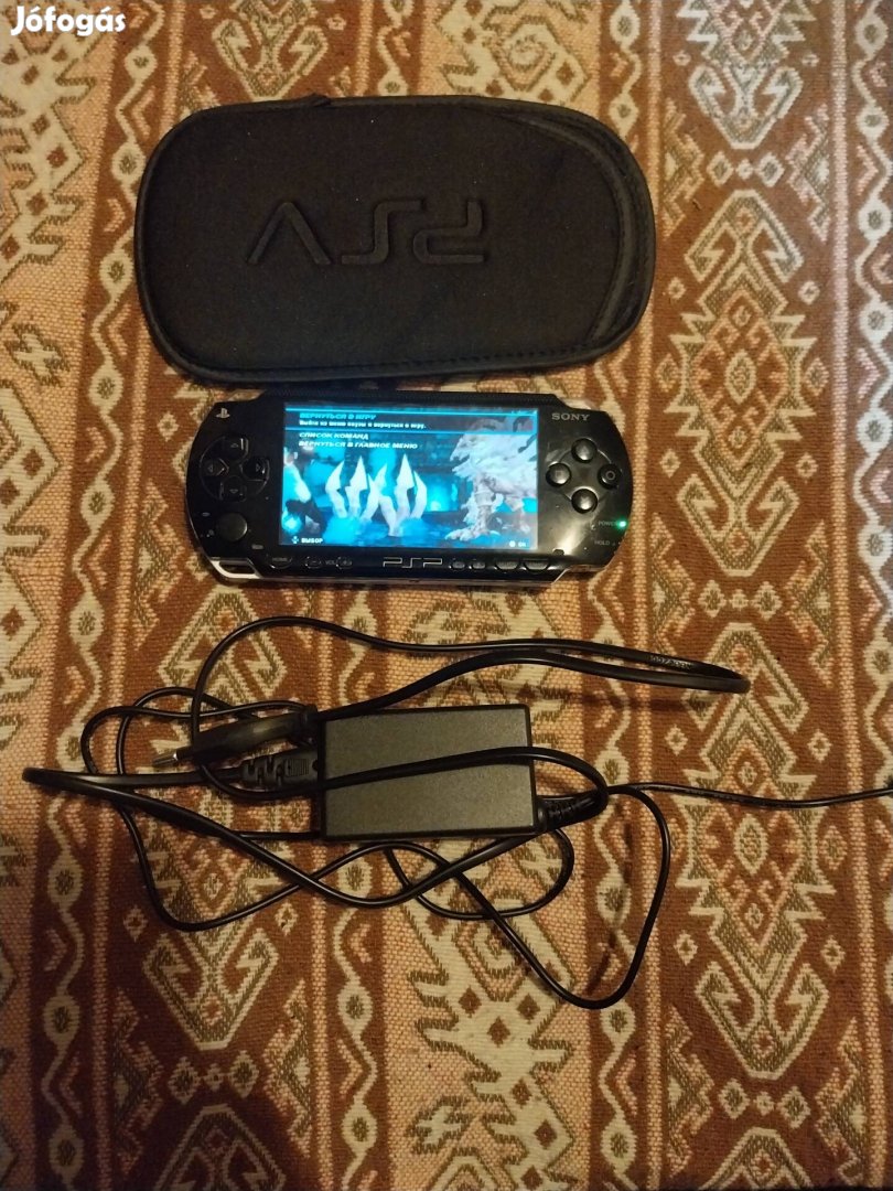 PSP 1004, 128GB Micro SD, kiváló állapotban, töltővel, puha tokkal