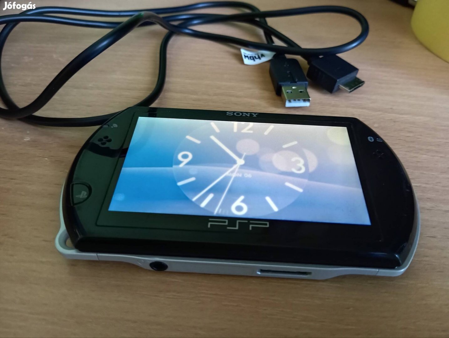PSP GO (PSP-N1004) fekete színű, 16gb