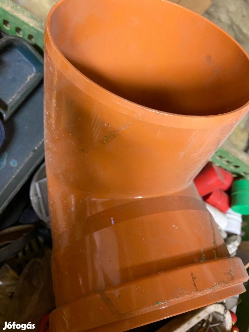 PVC könyök műanyagból KG 160/87°