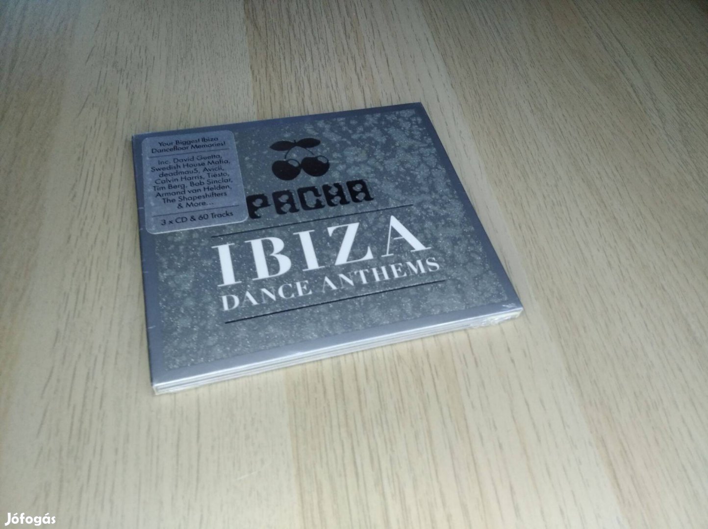 Pacha - Ibiza Dance Anthems / 3 x CD (Bontatlan)