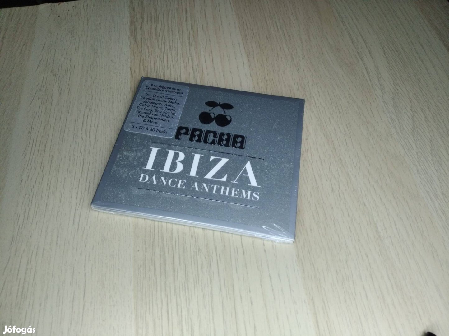 Pacha - Ibiza Dance Anthems / 3 x CD (Bontatlan)