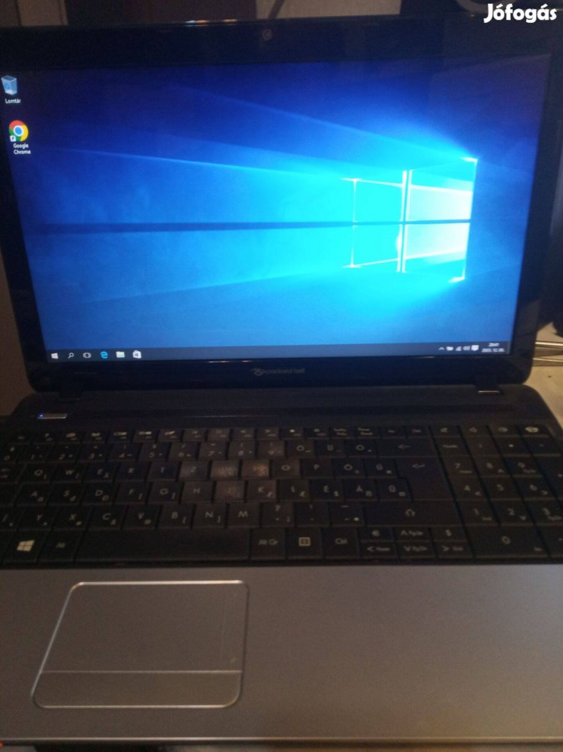 Packard Bell Easy Note F5211 15.6" laptop