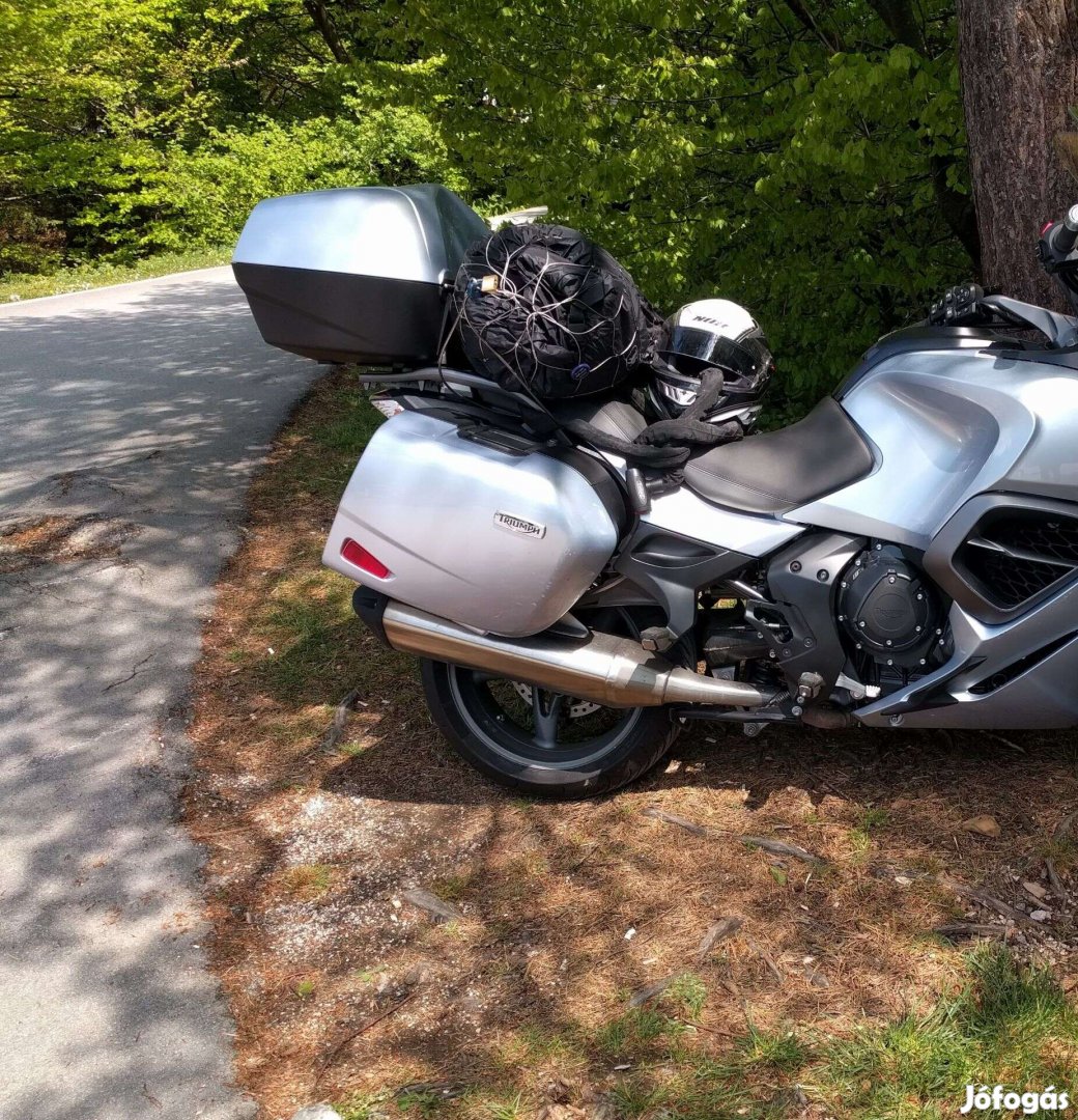 Pacsafe 80 literes biztonsági táska, túra-zsák, motoros zsák
