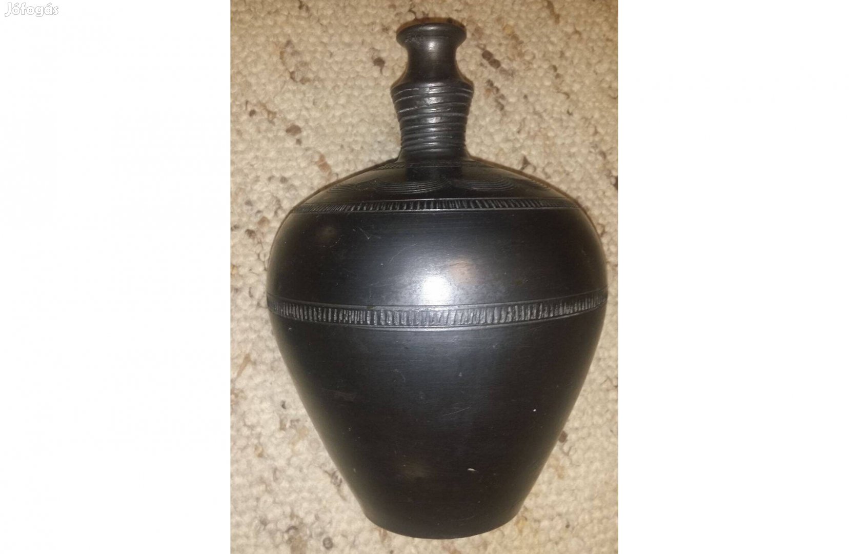 Padló váza eladó fekete színű 33cm magas