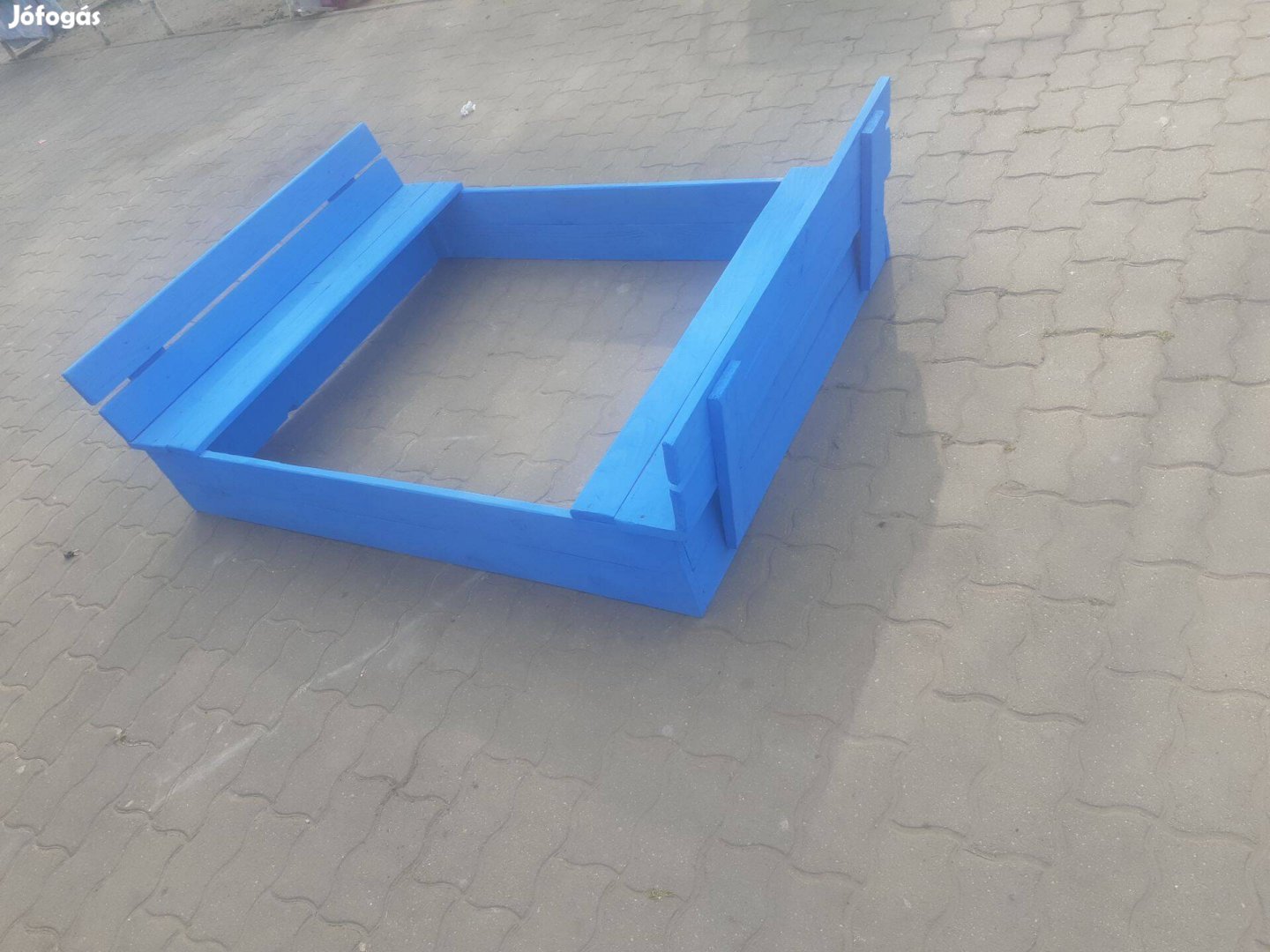 Pados homokozó 150x150