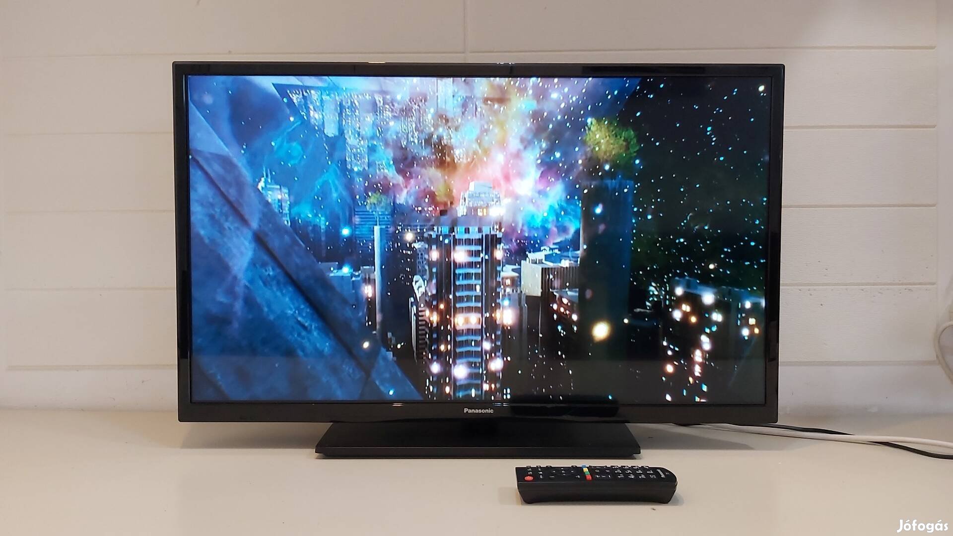 Panasonic 82cm-es LED tv hibátlan állapotban eladó