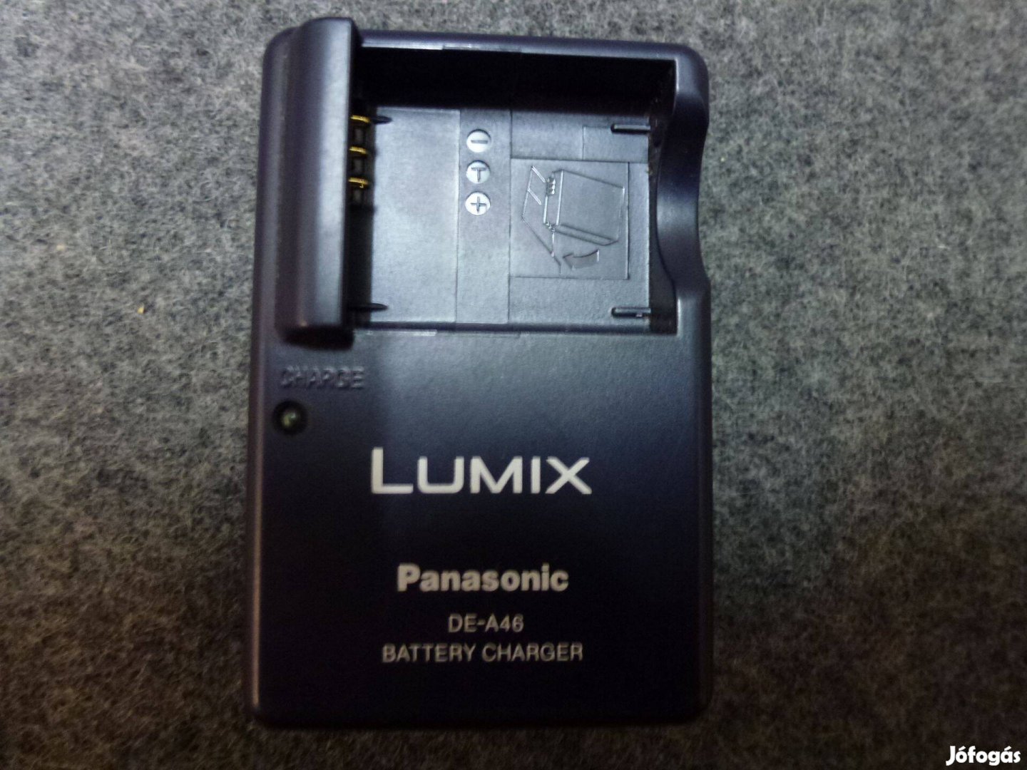 Panasonic De-A 46 akku töltő