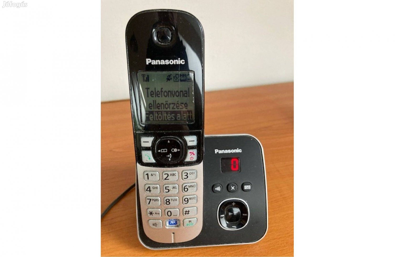 Panasonic Kx-TG6821PDB rögzítős telefon adapterrel