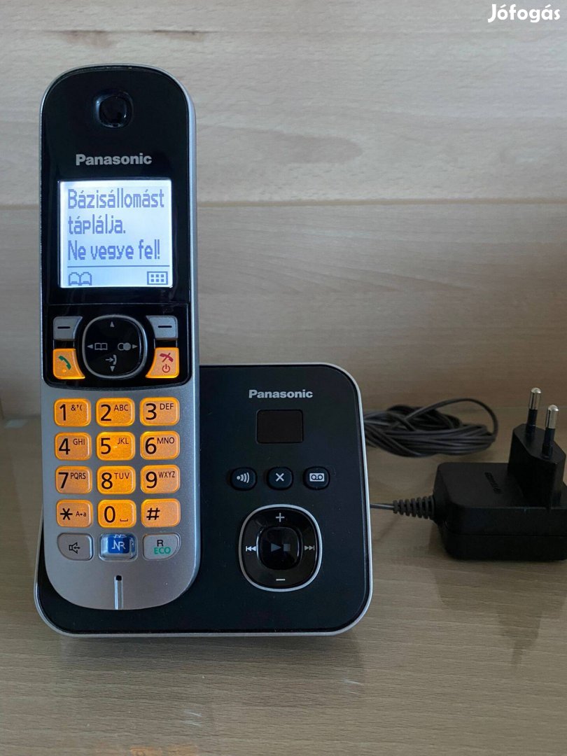 Panasonic Kx-TG6821PDB vezeték nélküli üzenetrögzítős telefon