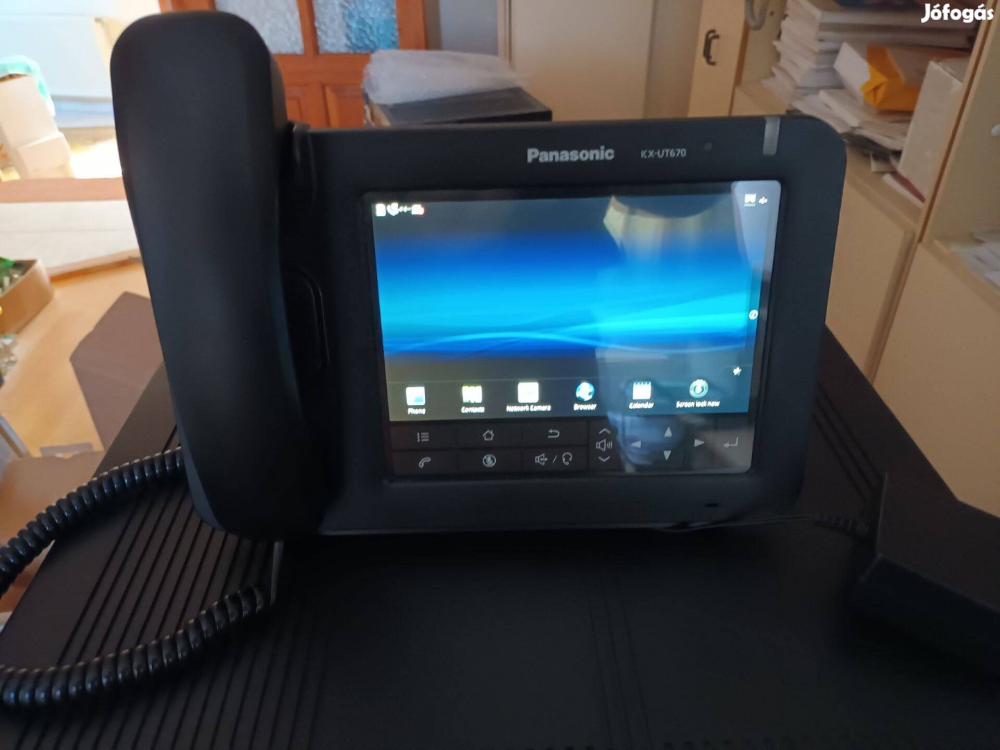 Panasonic Kx-UT670 érintőképernyős SIP IP telefon tápegységgel