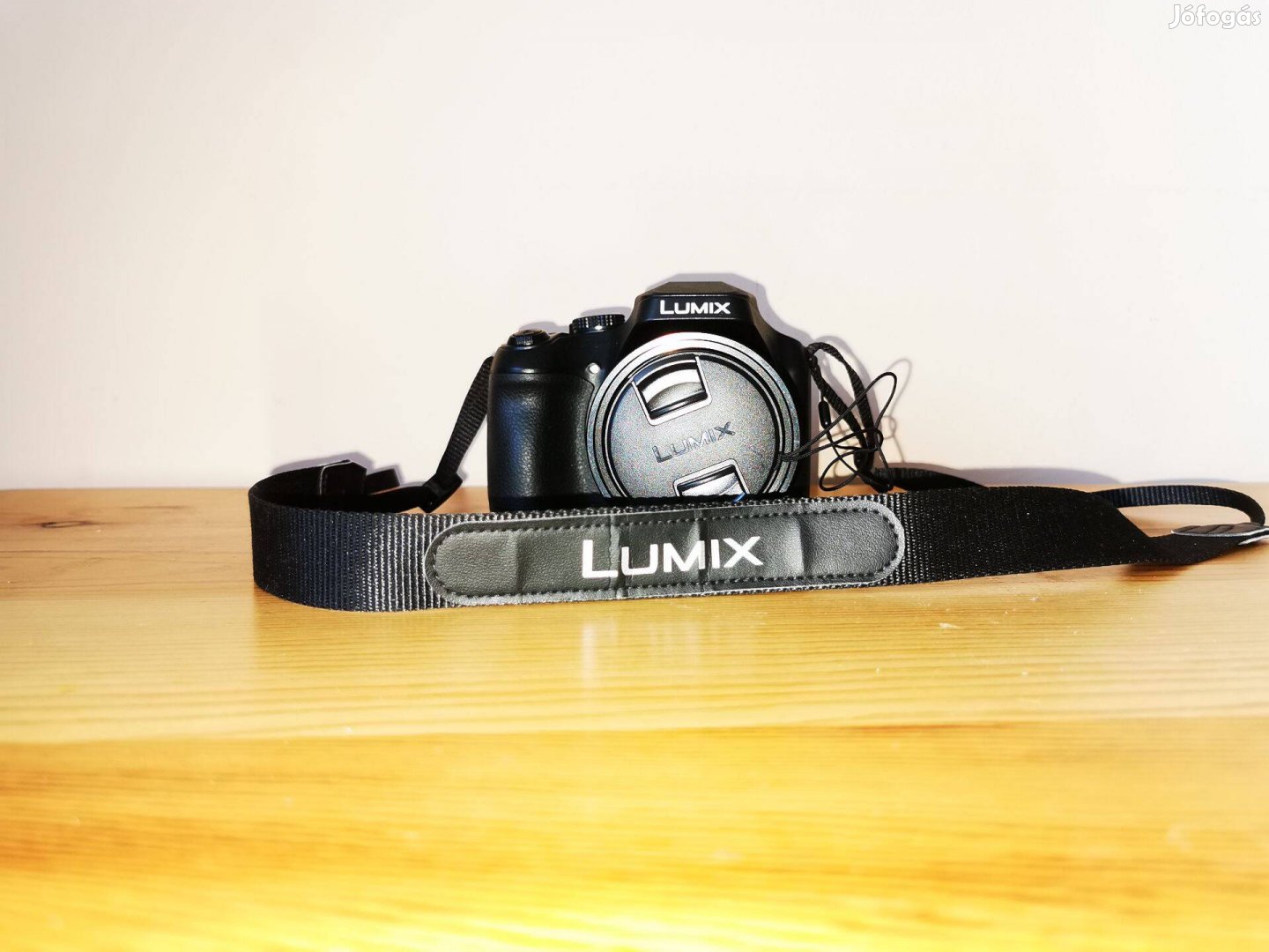 Panasonic Lumix DC-FZ82