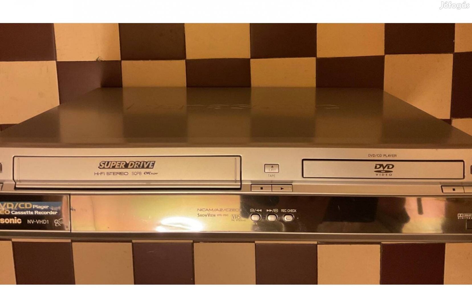 Panasonic NV-VHD1 típusú VHS -DVD kombó,hibás