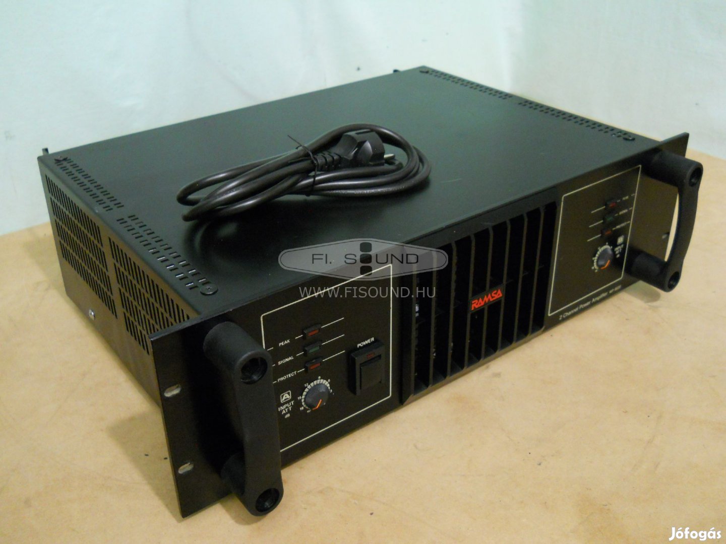 Panasonic Ramsa WP-9220E ,1,3 kW,4-16ohm,sztereo végfok erősítő