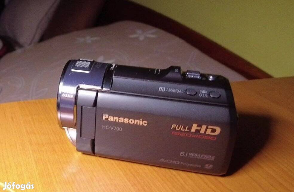 Panasonic (HC-V700) Full HD digitális videókamera