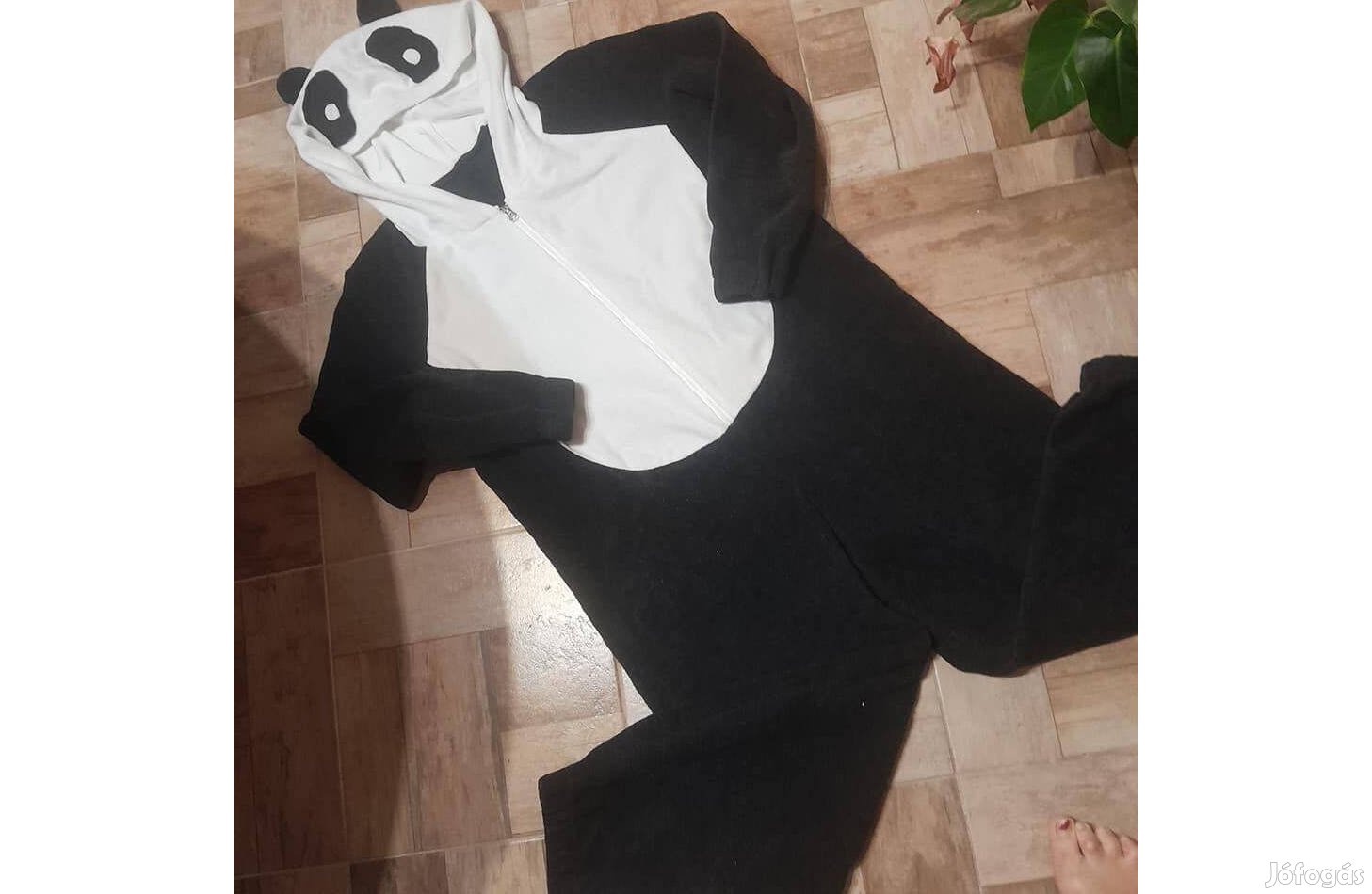 Panda plüss overáll jelmez