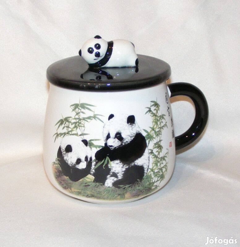 Pandamaci porcelán fedeles bögre