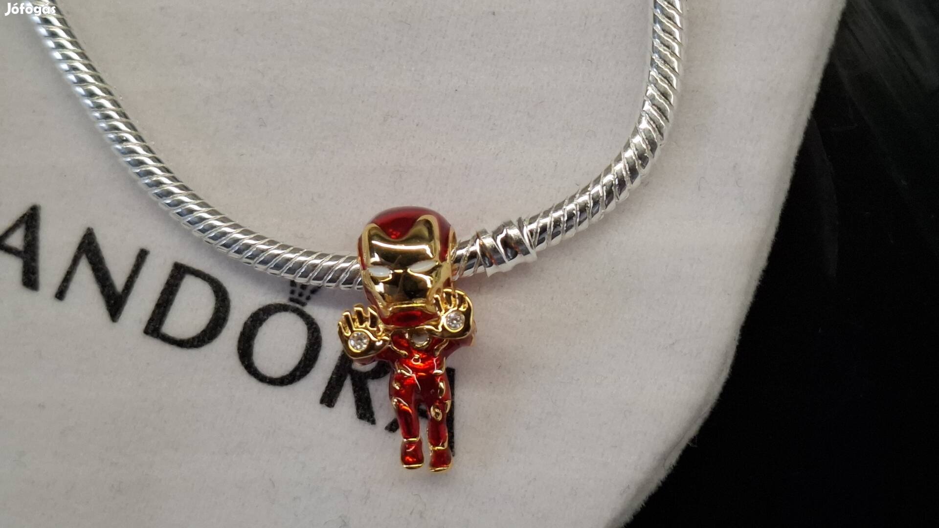 Pandora Marvel vasember charm