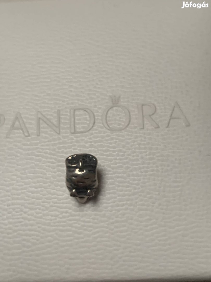 Pandora bagoly charm