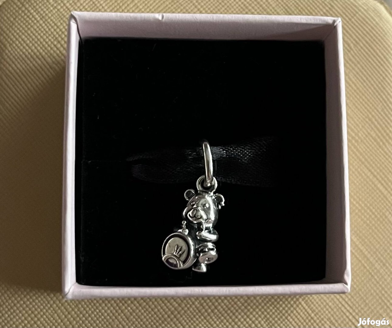 Pandora charm 