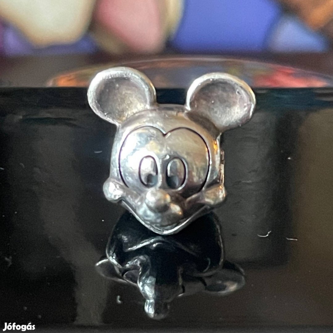 Pandora ezüst karkötő Mickeys charmokkal (3db)