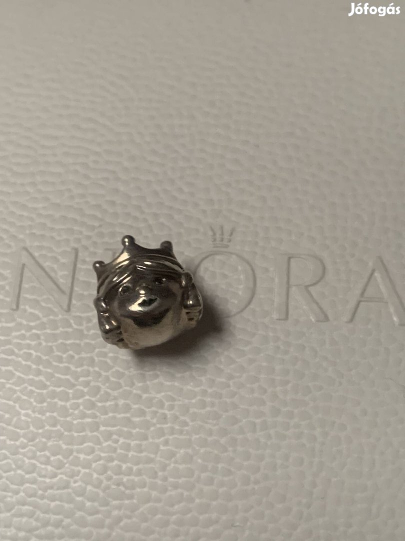 Pandora hercegnő charm