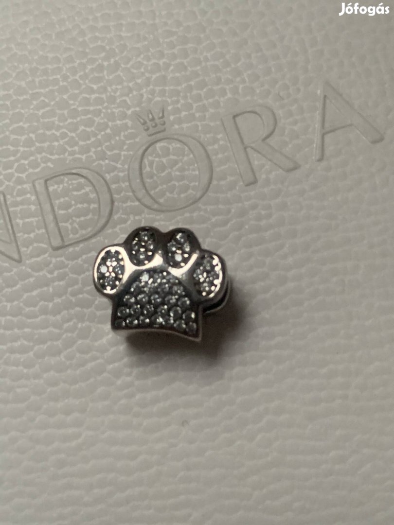 Pandora mancs charm