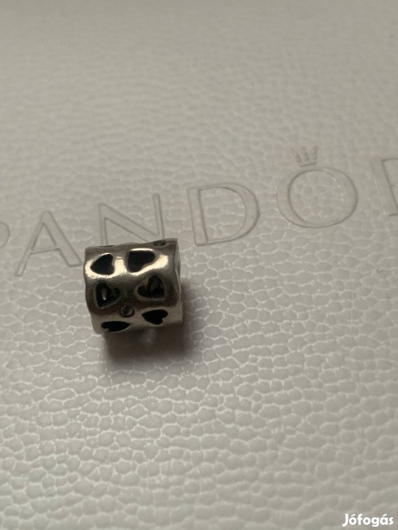 Pandora szív mintás charm