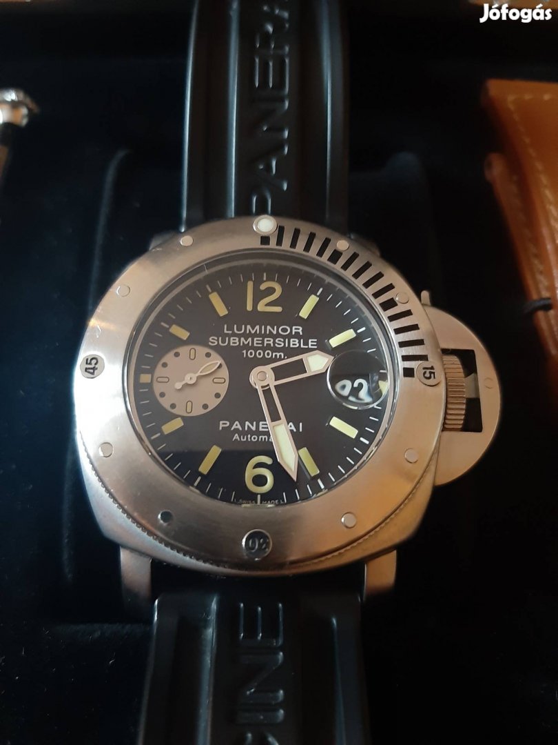 Panerai luminor submersible