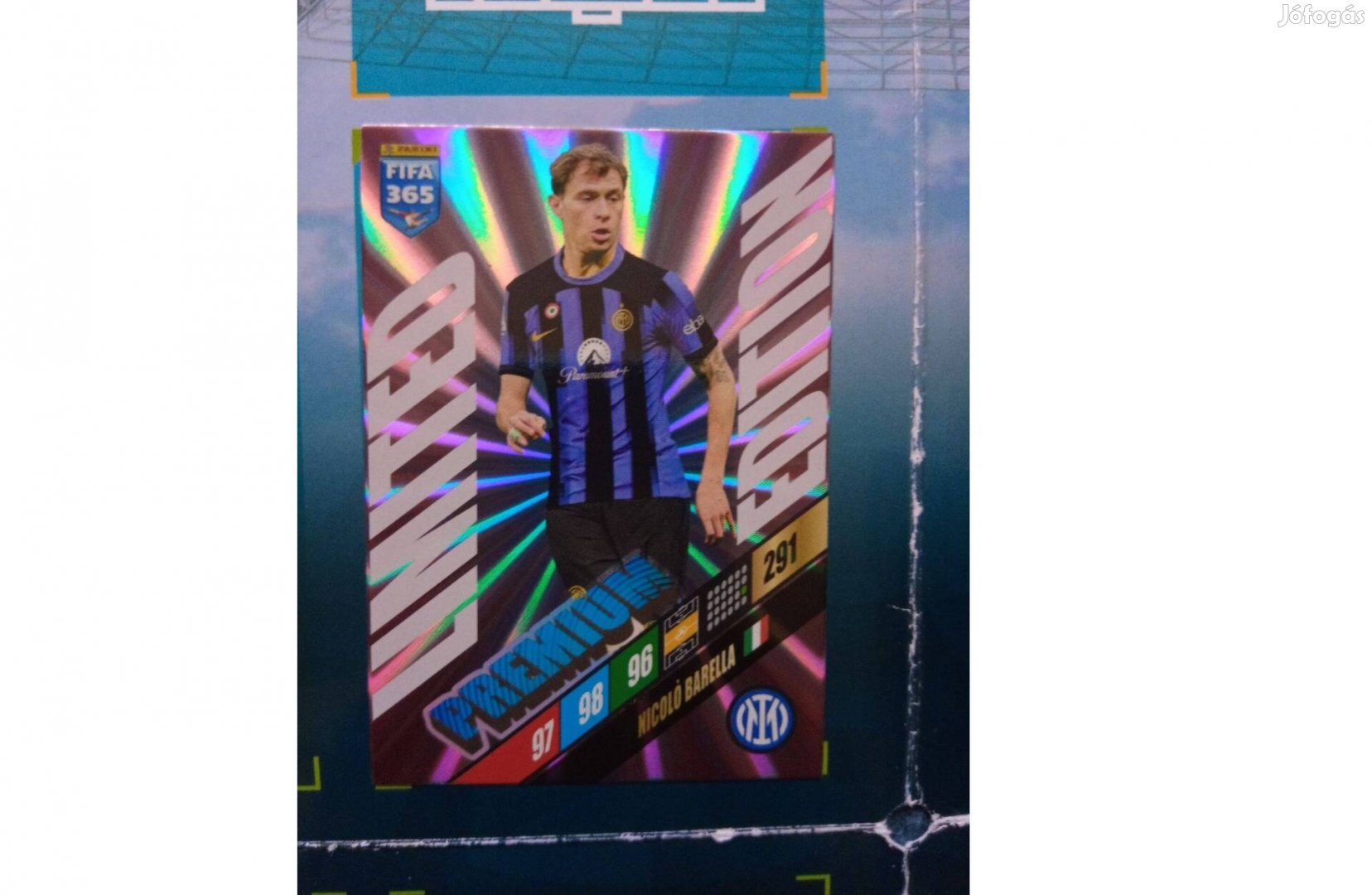 Panini FIFA 365 Adrenalyn 2024 Barella Prémium Limited kártya