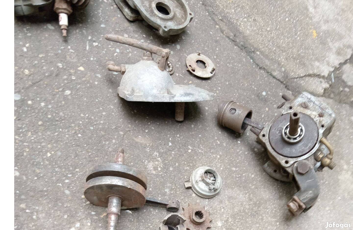 Panni R50 (berva) blokk alkatrészek egyben olcsón eladó