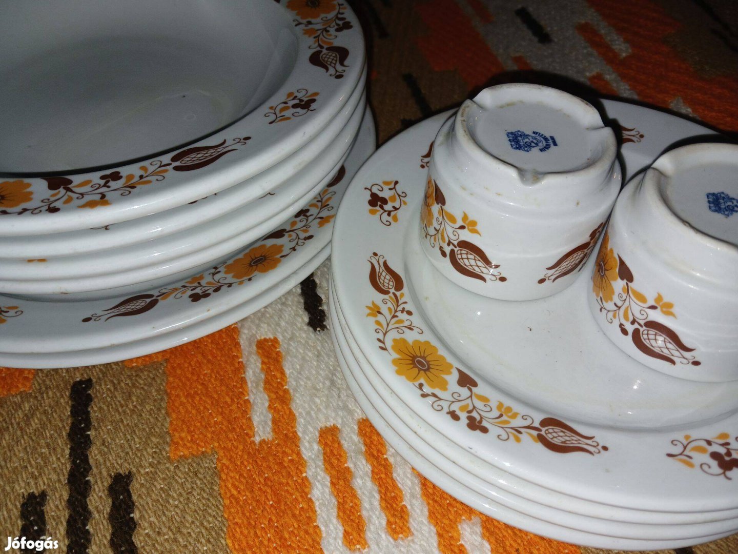 Panni dekor alföldi porcelán tányérok csészék