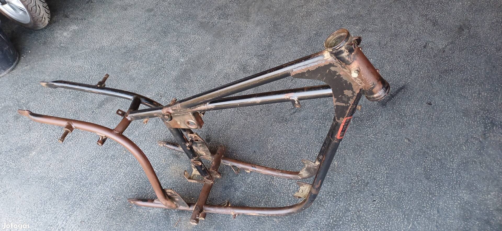 Pannonia T1 váz forgalmival